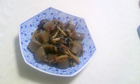 こんにゃくときのこのおかか煮