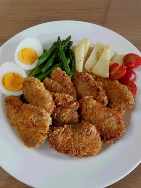 当日分の主菜の「ポークヒレ焼カツ」