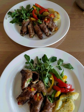 当日分の主菜の「牛肉の野菜ロール」