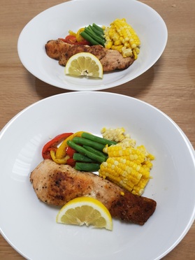 当日分の主菜の「秋鮭のムニエル」