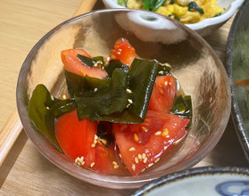 他のメニューがしっかりとした味付けなので、和え物はさっぱりと食べられる組み合わせにしました。